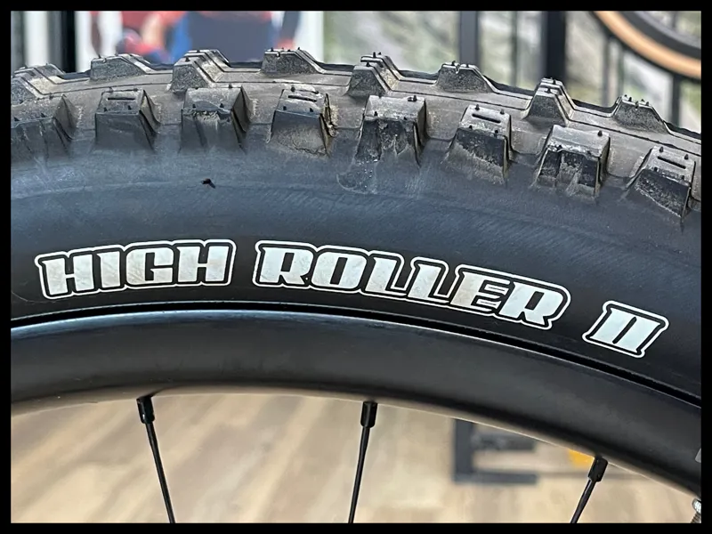 Giant Reign E+ 0 MX Pro 625w  25km/h Medium Phantom Green/Black 2021-10