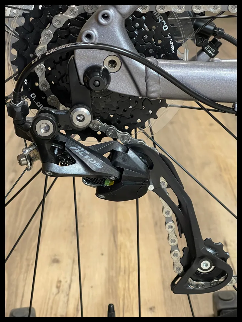 Liv Tempt 2 27.5 Small Liquid Metal 2022-3