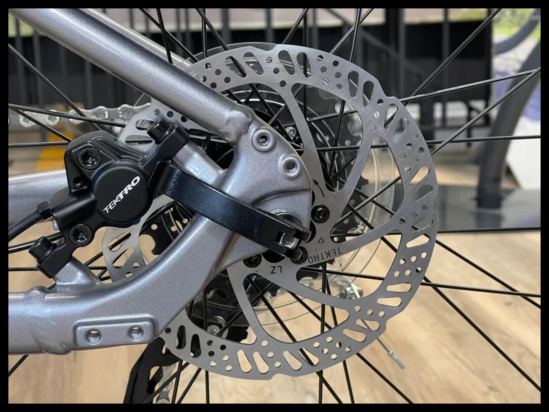 Liv Tempt 2 27.5 Small Liquid Metal 2022-8