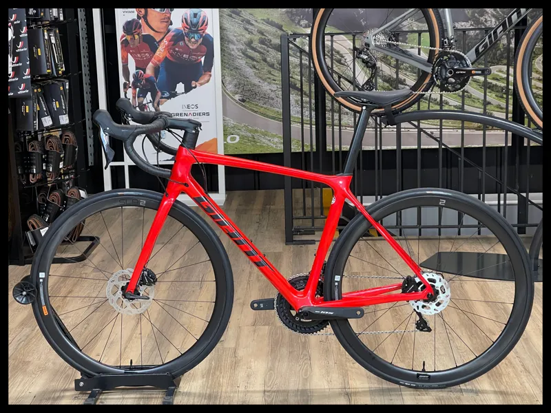 Giant TCR Advanced Pro 2 Disc Medium Phoenix Fire 2022-1