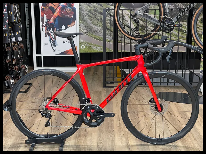 Giant TCR Advanced Pro 2 Disc Medium Phoenix Fire 2022