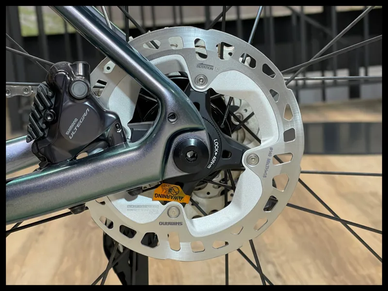 Giant Defy Advanced Pro 1 Medium Airglow 2022-7