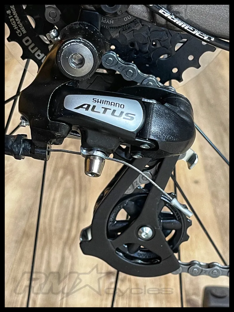 Giant Escape 2 Disc Medium Metal 2023-3