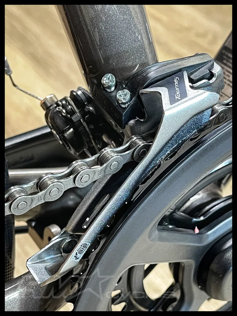 Giant Escape 2 Disc Medium Metal 2023-4