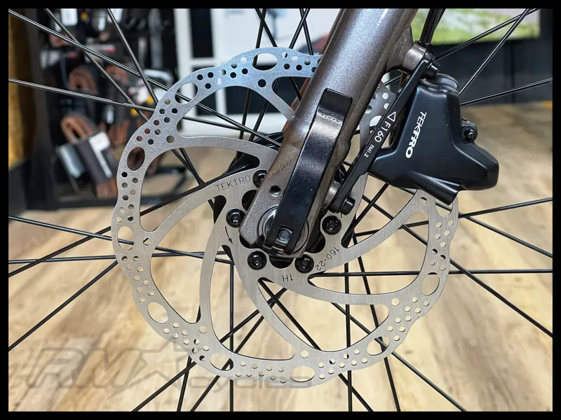 Giant Escape 2 Disc Medium Metal 2023-6