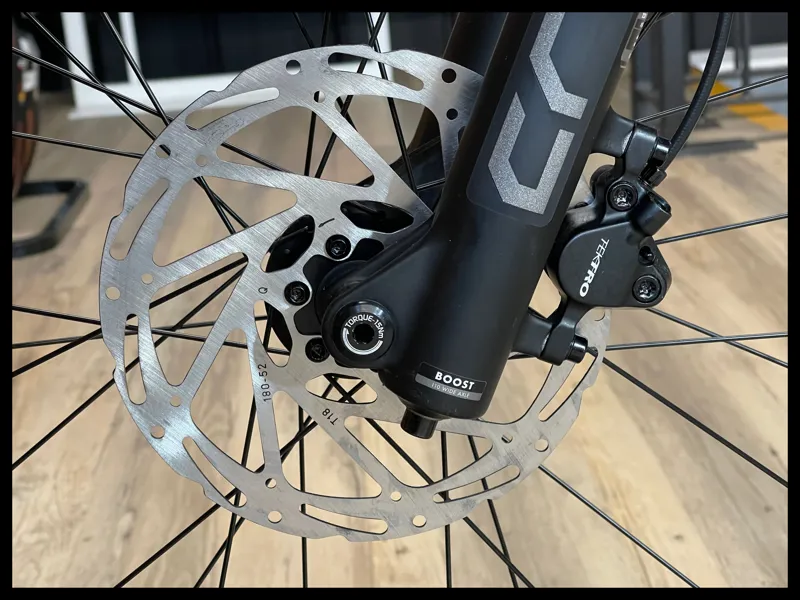 Liv Embolden 2 Small Cold Night 2022-7