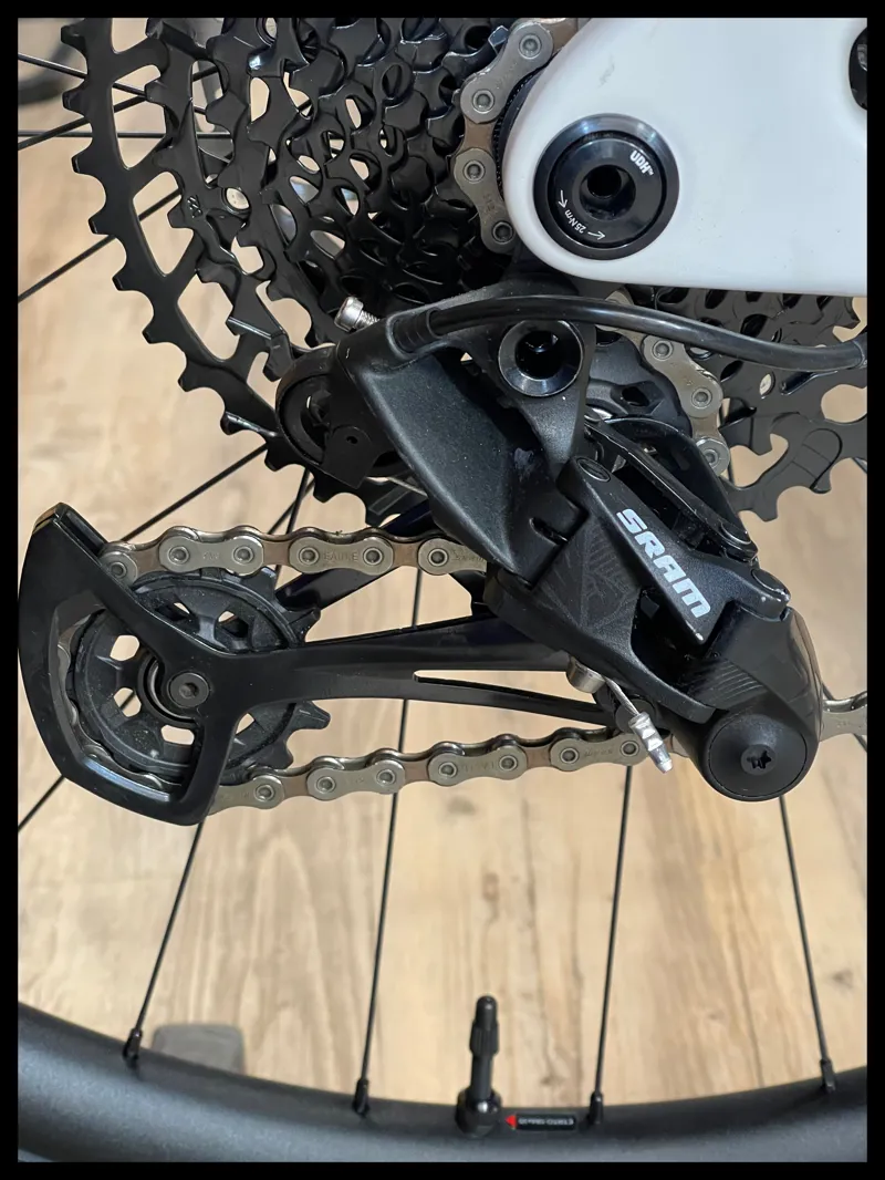 Liv Intrigue LT Advanced Pro 2 Small Mushroom 2023-3