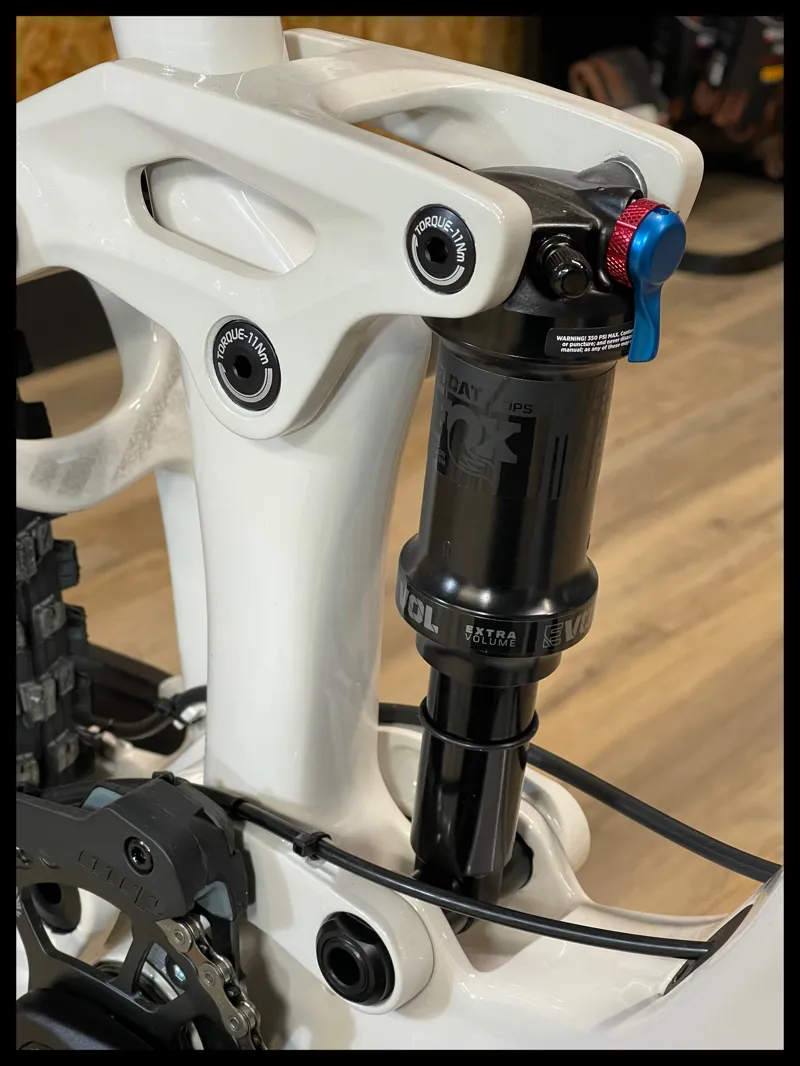 Liv Intrigue LT Advanced Pro 2 Small Mushroom 2023-5