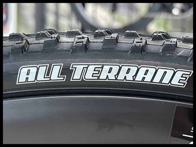 Liv Brava Advanced Pro 1 Small Messier 2022 Ex-Display-7