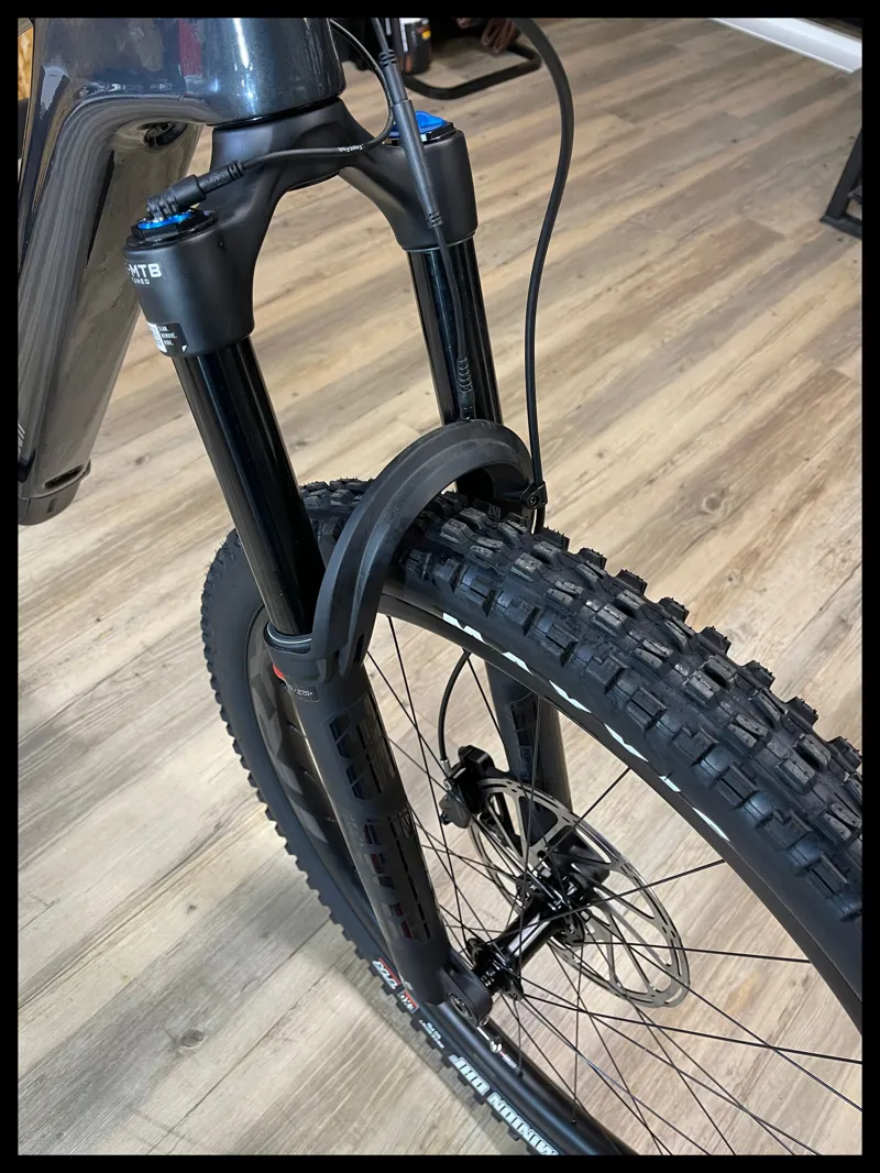 Giant Trance X Advanced E+ Elite 1 Medium Gunmetal Black/Black 2022-6