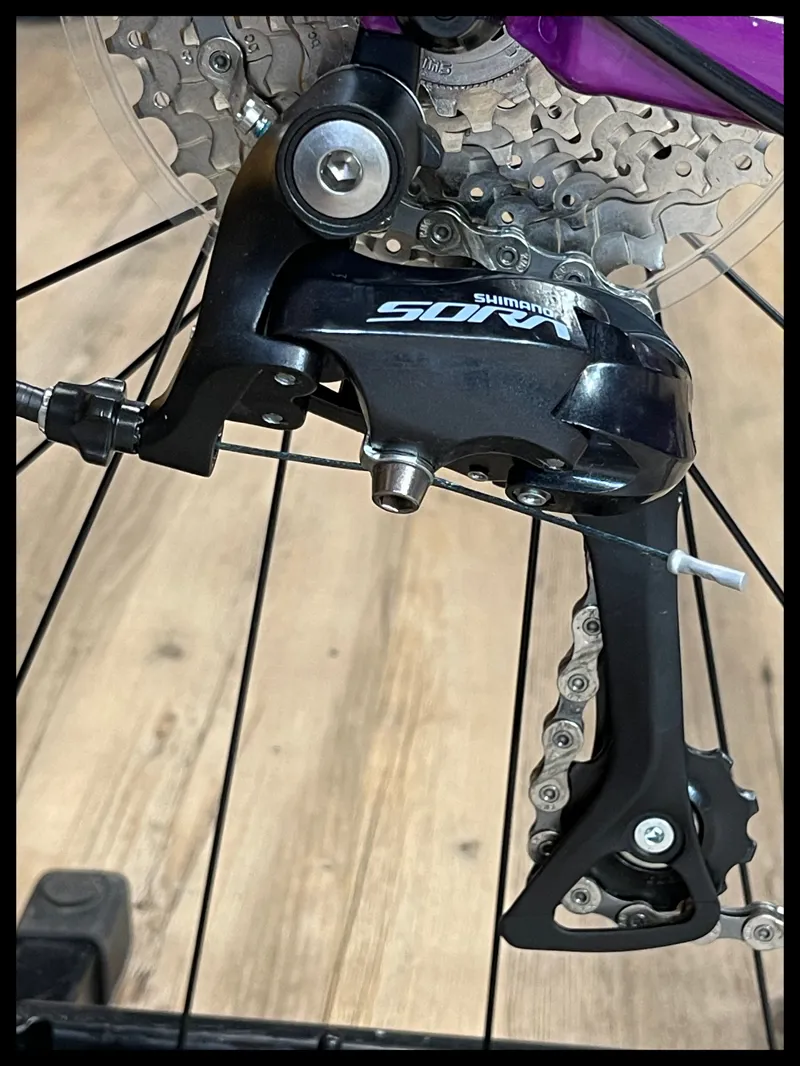 Liv Avail 1 Small Aubergine 2022-3