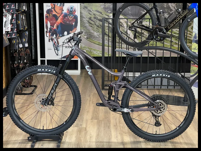 Liv Embolden 29 1 S Charcoal Plum 2024-1