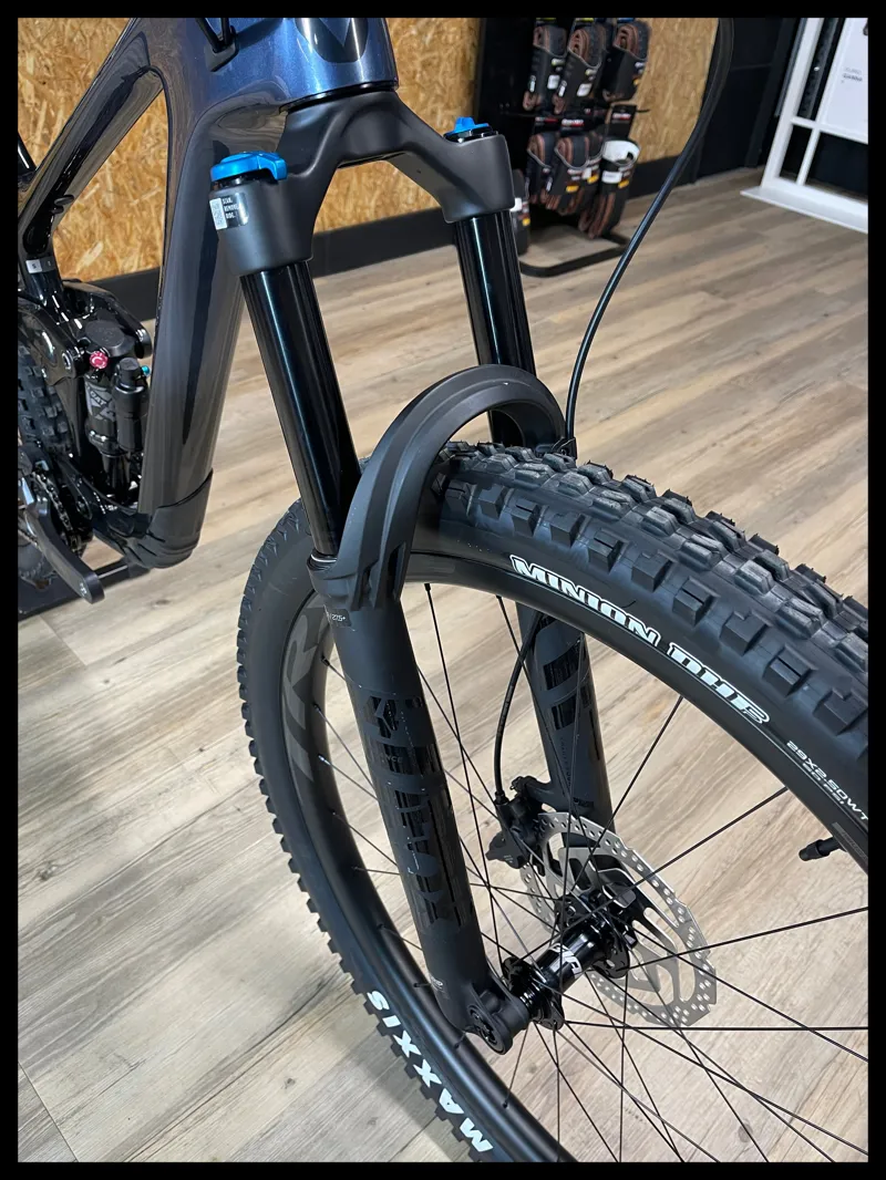 Liv Intrigue Advanced 29 1 Small Ice Age 2024-6