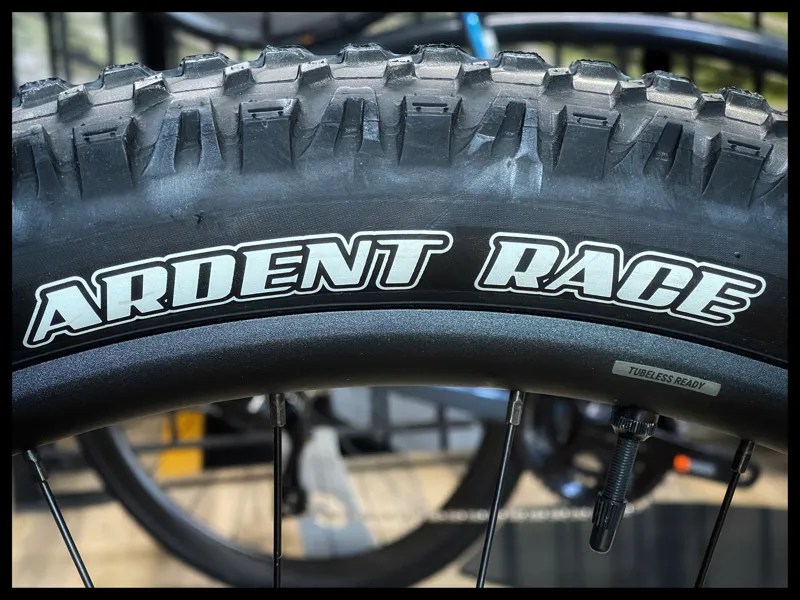 Liv Lurra 1 Small MTB 27.5 Panther 2024-8