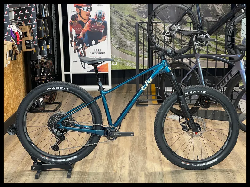 Liv Lurra 27.5 2 Small Sea Sparkle 2024