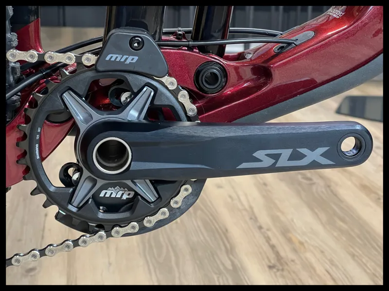 Giant Reign Advanced 2 Medium Sangria/Carbon 2025-4