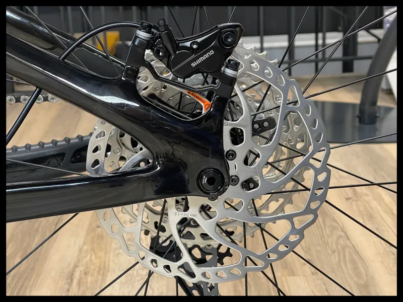 Giant Reign Advanced 2 Medium Sangria/Carbon 2025-8