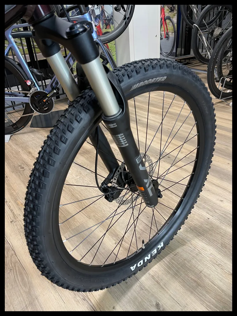 Giant Talon 1 27.5 Medium Cordovan 2024-5