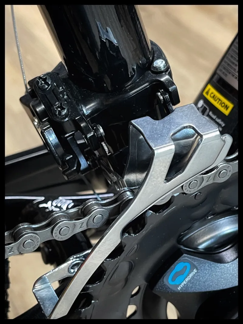 Giant Talon 3 Medium Metallic Black 2024-4