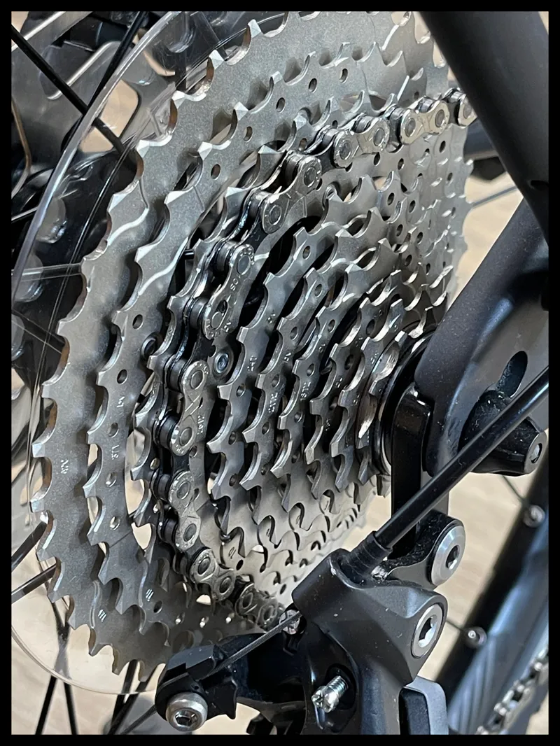 Giant Explore E+ 1 625Wh Gunmetal Black Small 2022-2