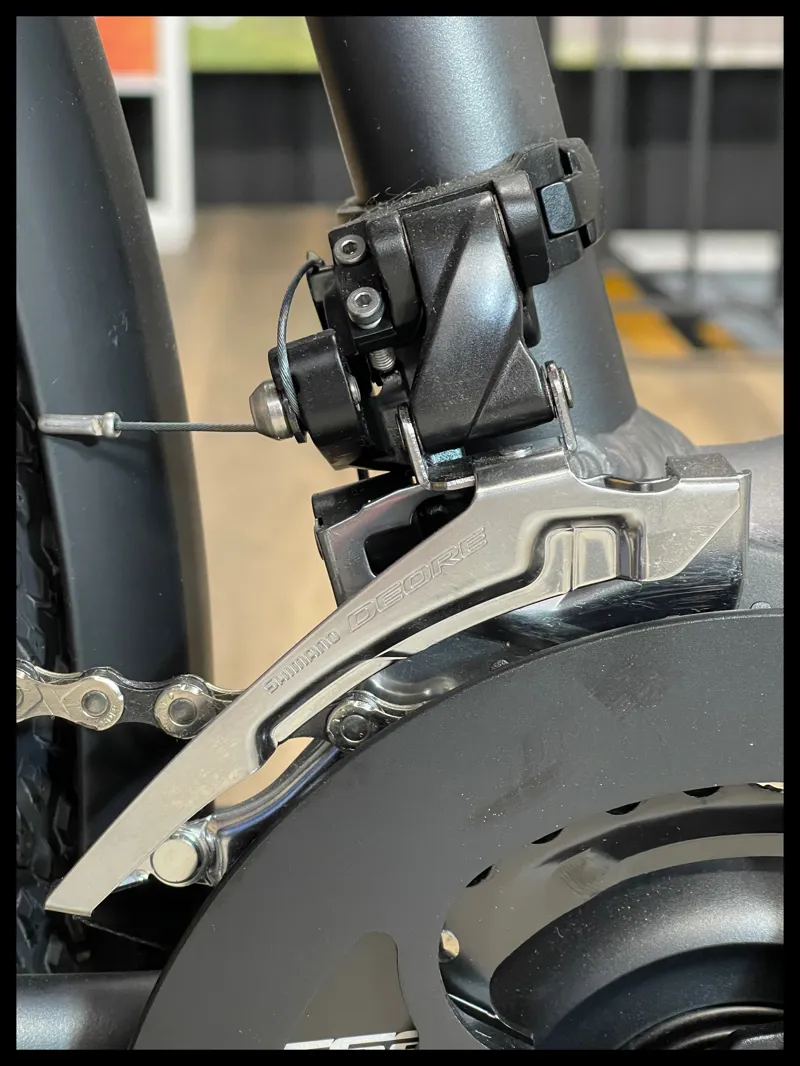 Giant Explore E+ 1 625Wh Gunmetal Black Small 2022-4