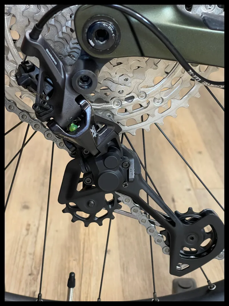 Giant Trance X Advanced E+ 1 25km/h M Panther Green 2022-3