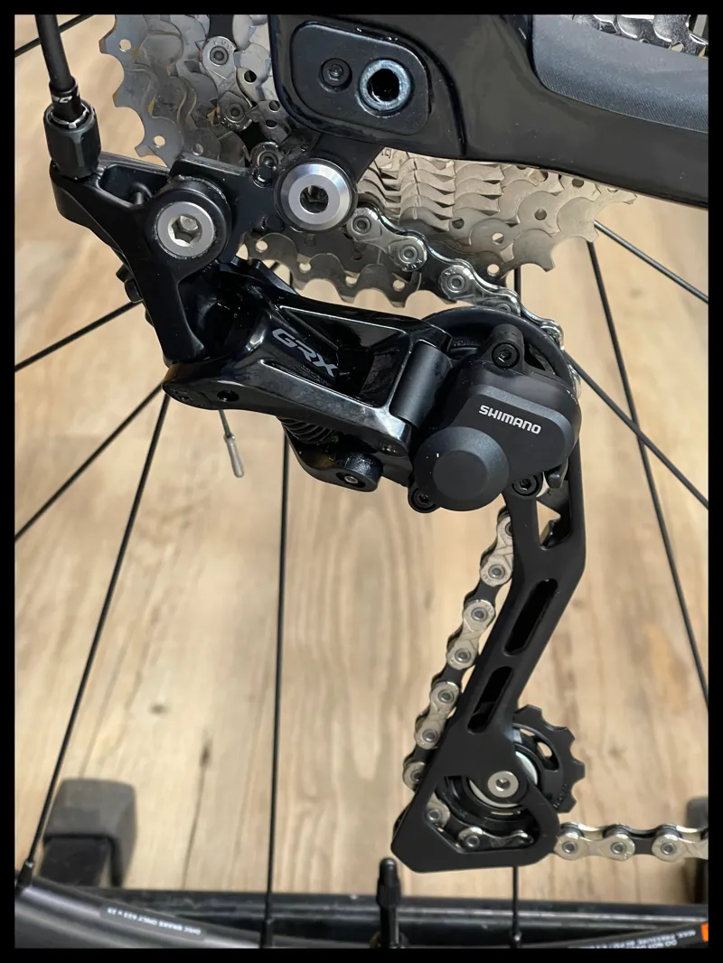 Giant Revolt Advanced 3 M-Large Panther 2025-3