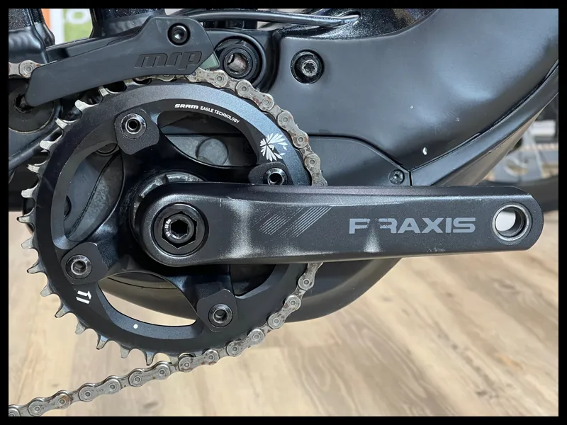 Giant Reign E+ 2  PRO MX Black Diamond-Black Medium 2022 Approved Used-4