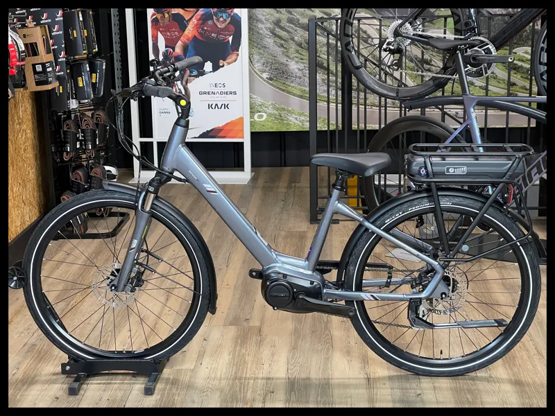 Giant Entour E+ 3 Low Step Through Metallic Grey X-Small 2022 Ex-Demo-1