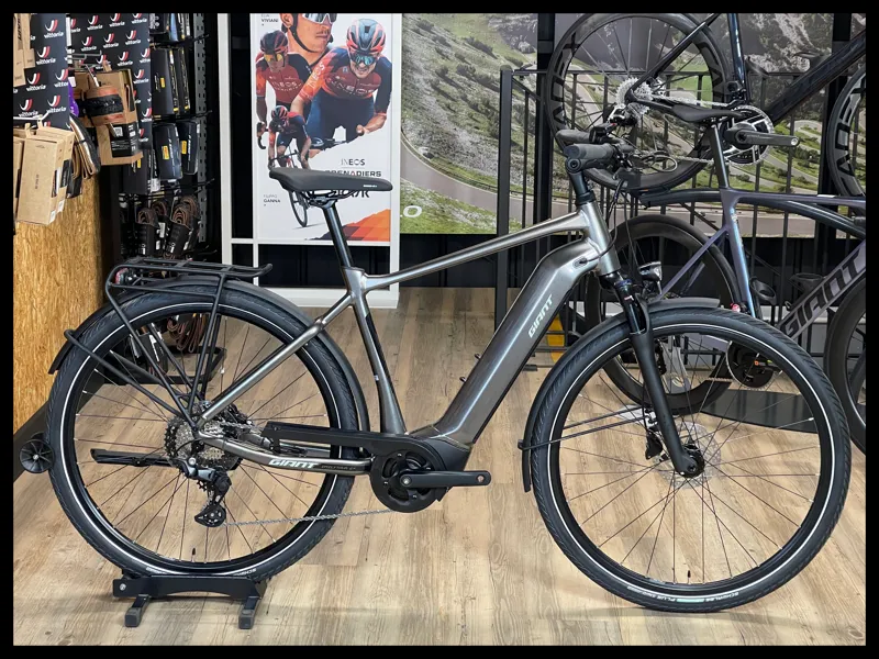 Giant DailyTour E+ 2 Dash D GTS Space Grey Medium 2022 Ex-Demo