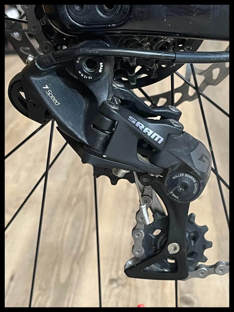 Giant Glory Advanced Small/Medium Shoreline 2024 Ex-Demo-3