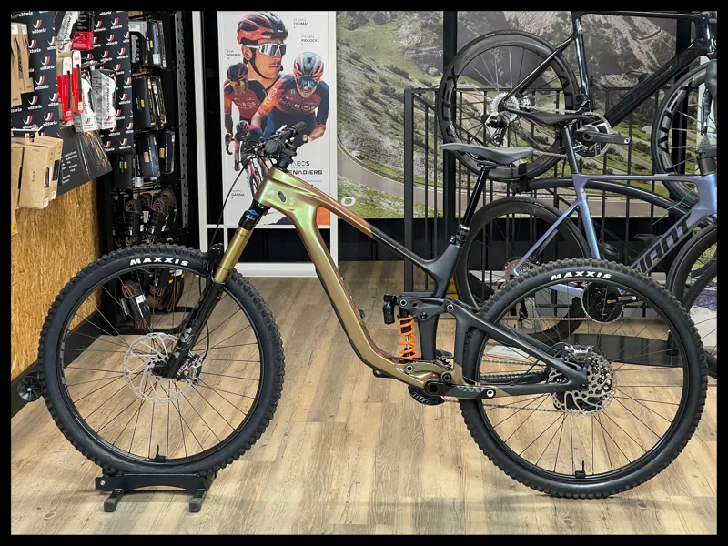 Giant Reign Advanced Pro 0 Large Messier Carbon 2023-1