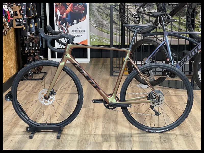 Giant TCX Advanced Pro 2 Messier Large 2023 Approved Used-1