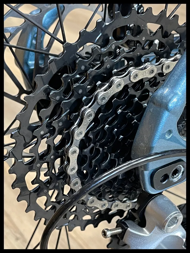 Giant Revolt X 1 Cold Night Large 2023-2