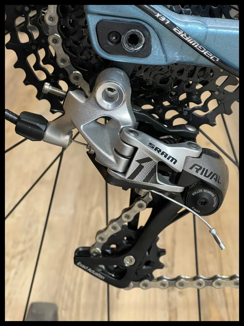 Giant Revolt X 1 Cold Night Large 2023-3