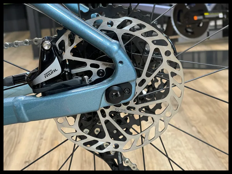 Giant Revolt X 1 Cold Night Large 2023-7