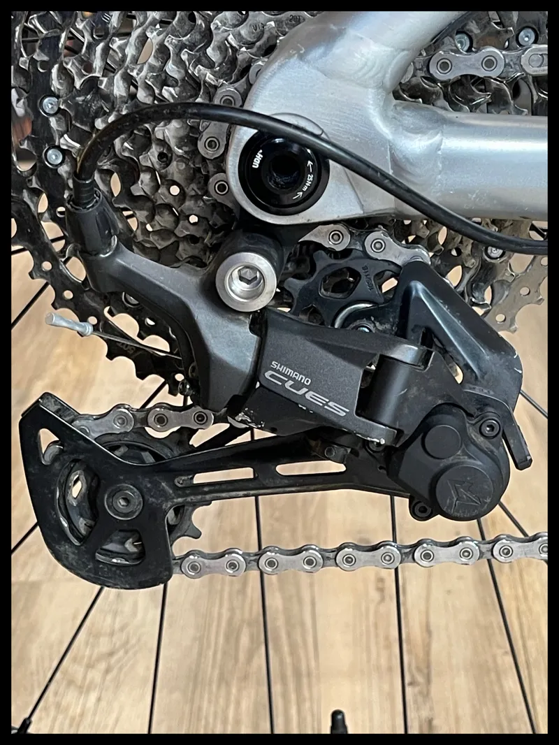 Giant Reign E+ 3 Raw Aluminum X-Large 2024 Approved Used-3