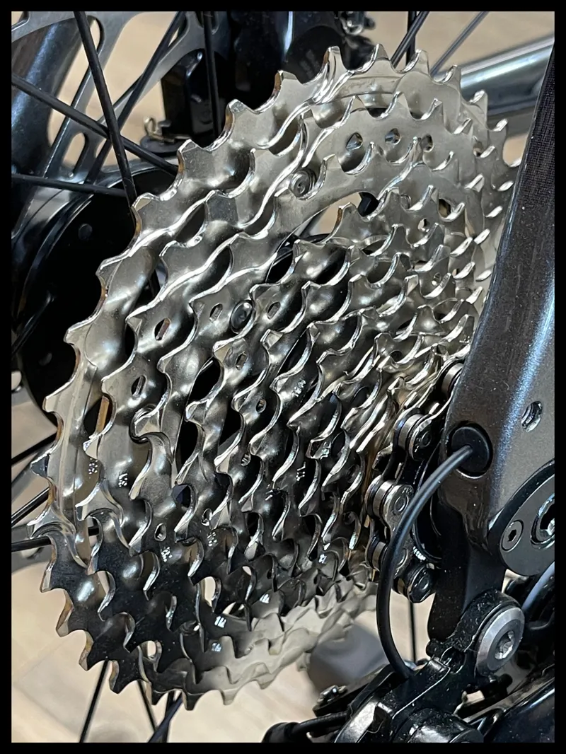 Giant Defy Advanced 1 Charcoal/Milky Way Large 2024-2