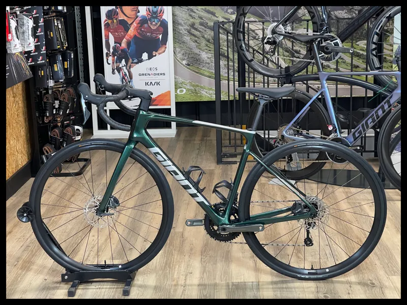 Giant Defy Advanced 3 Kelp Forest/Silver Medium 2024-1