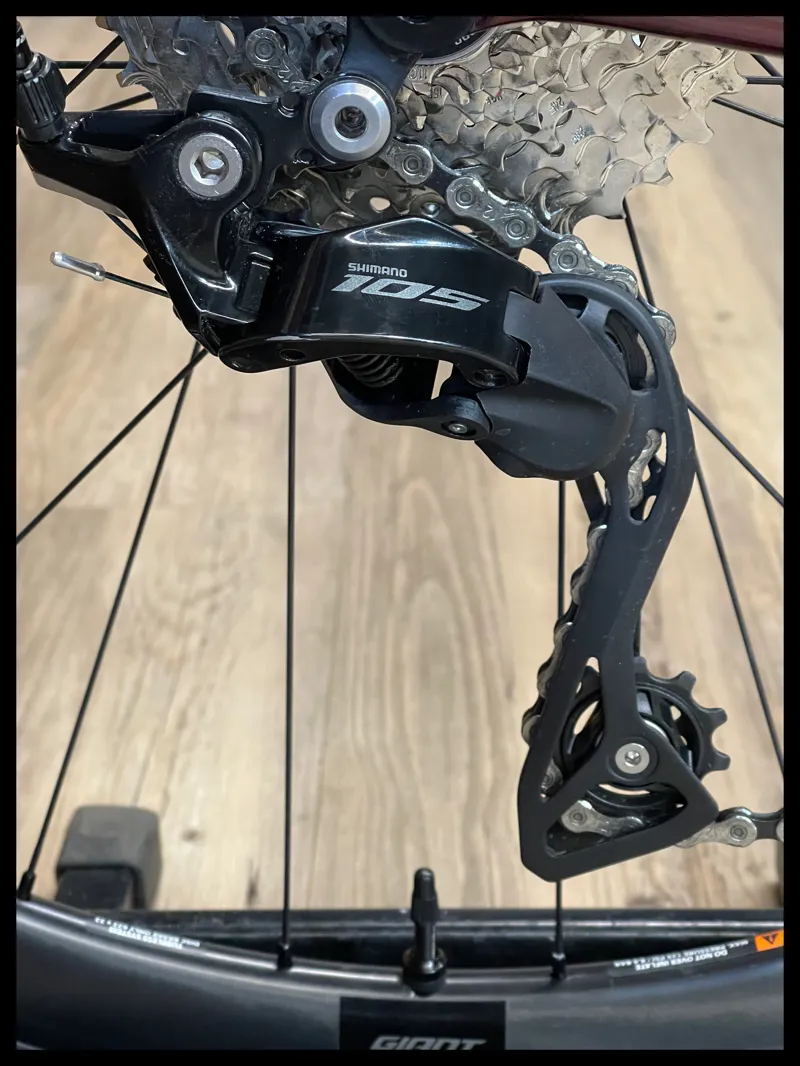 Giant Defy Advanced Pro 2 Carbon Sangria M-Large 2024-3