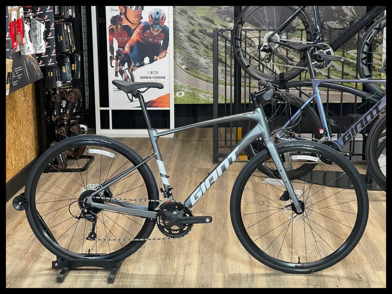 Giant FastRoad 2 Charcoal Medium 2024