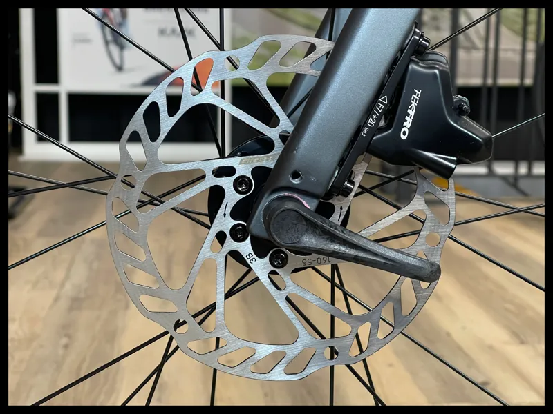 Giant FastRoad 2 Charcoal Medium 2024-6