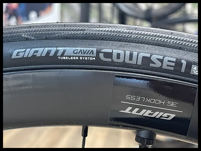 Liv Langma Advanced Pro Disc 1 Pro Compact Golden Haze 2024-8