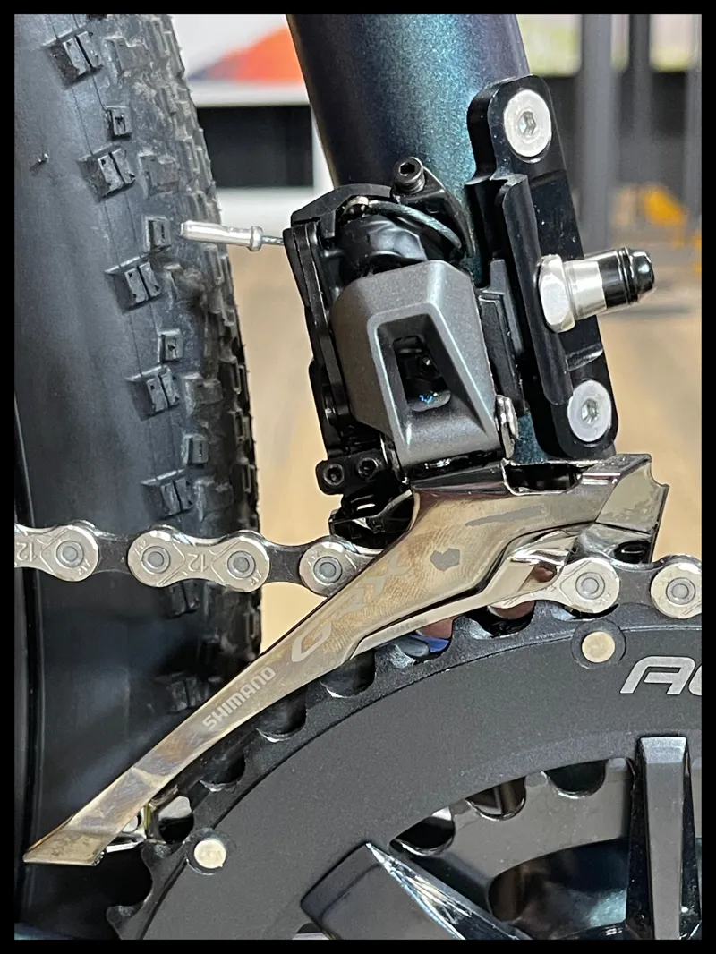 Giant Revolt 0 Blue Dragonfly Medium 2024 Ex-DEMO-4