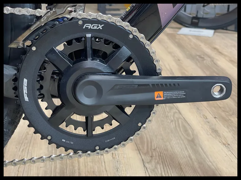 Giant Revolt Advanced 2 Carbon Small 2025-5