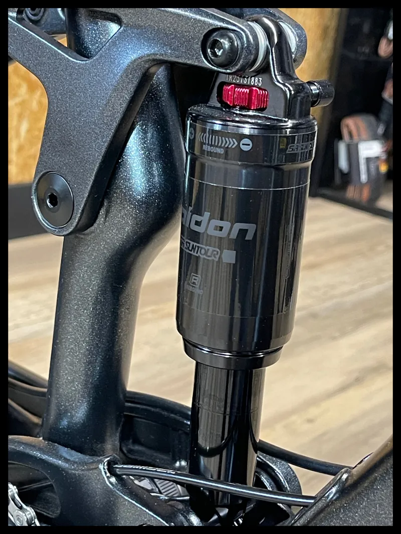 Giant Stance 27.5 Black Diamond Small 2024-5