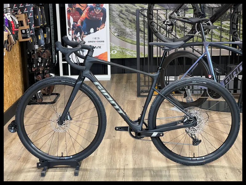 Giant Revolt Advanced Custom Build 2025 size ML-1