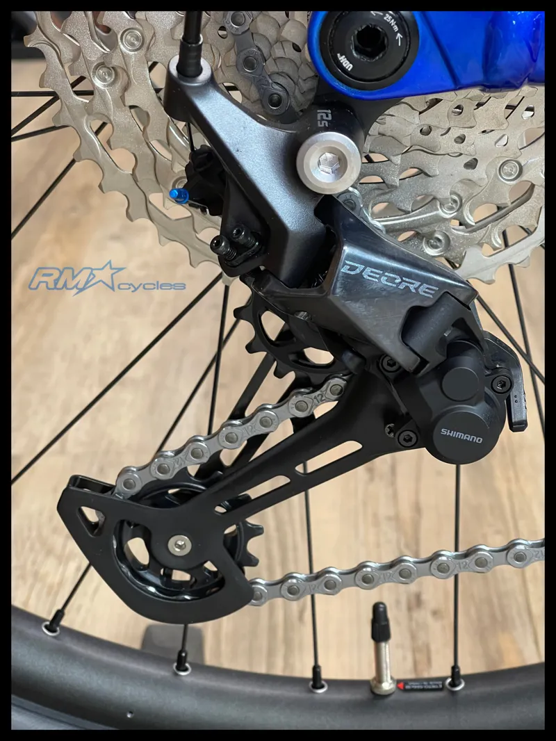 Giant Reign E+ 3 2023 Electric Mountain Bike Medium Cobalt/Black-3