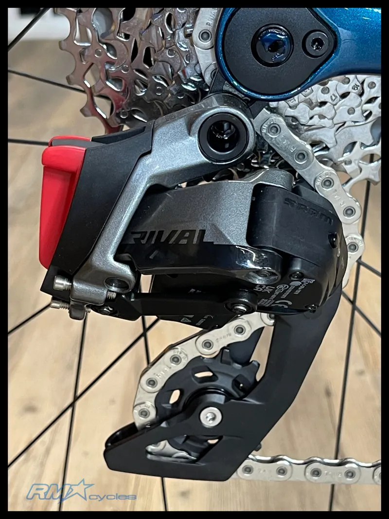 Giant Defy Advanced E+ Elite 2 25km/H Sea Sparkle Medium Ex Display-5