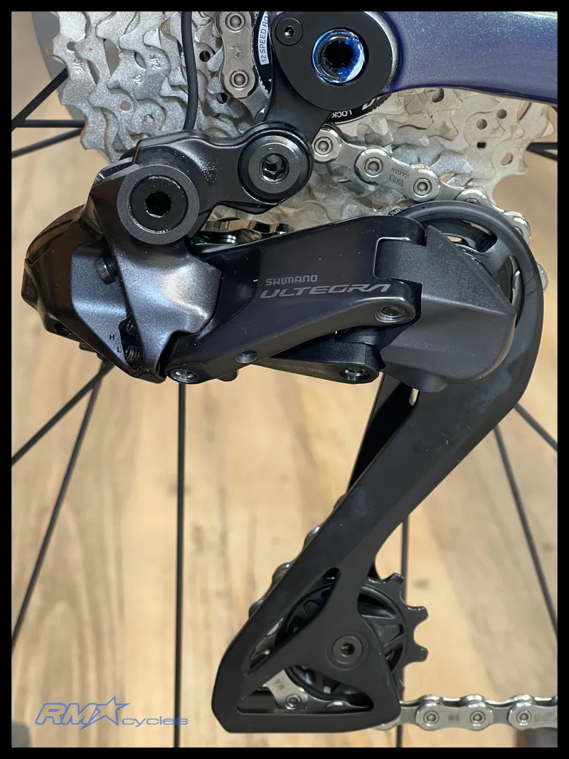 Giant Defy Advanced Pro 0 Medium Interstellar 2024-3